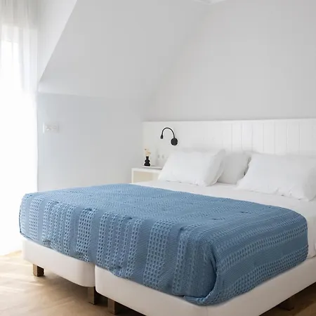 Maruxia *** Superior