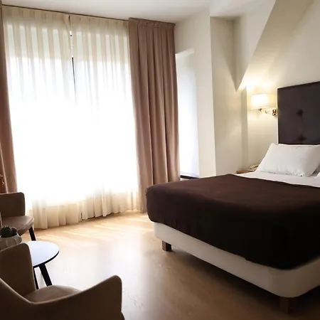 Hotell Maruxia *** Superior 3*