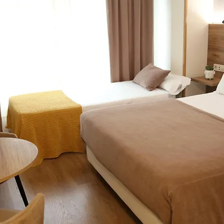 Maruxia *** Superior 3*