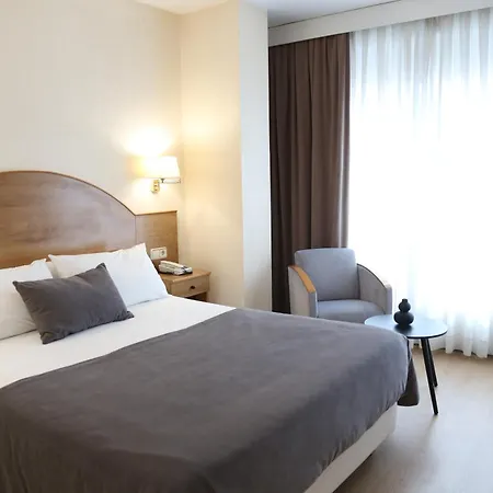 Hotell Maruxia *** Superior 3*