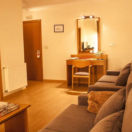 Maruxia *** Superior