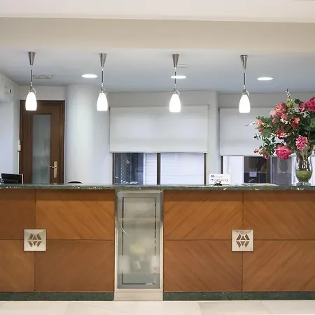 Maruxia *** Superior O Grove